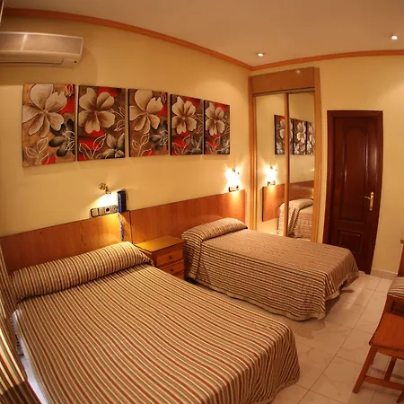 Hostal Atocha Almudena Martin-2